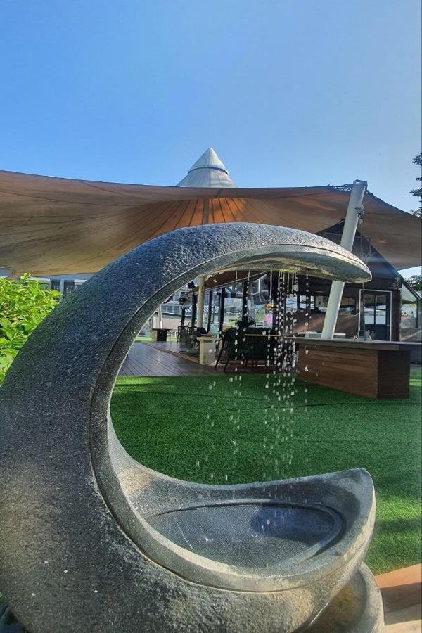 Nora Bukit Hotel Пхукет Экстерьер фото
